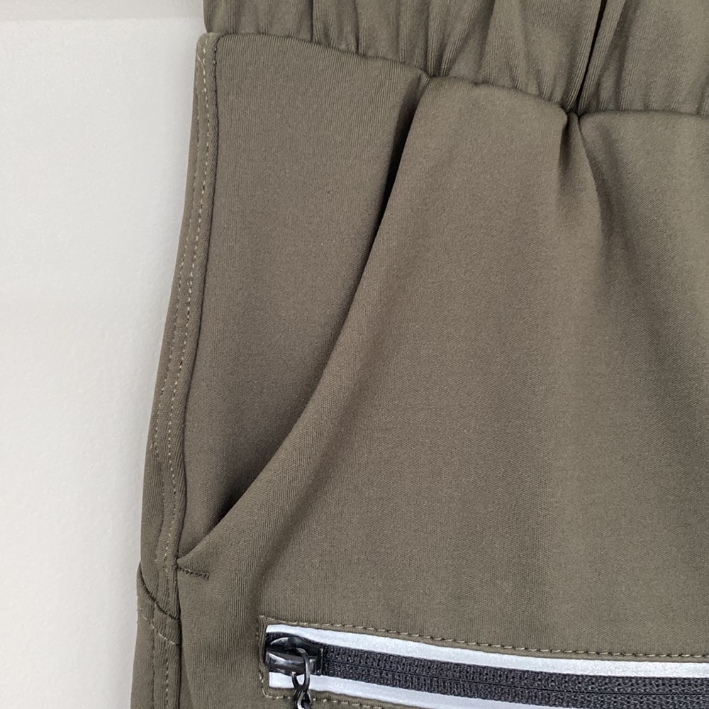 Women’s Joggers - Picture 7 of 9